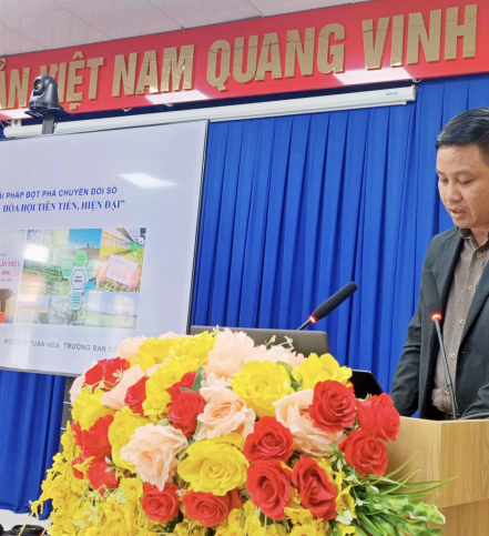 XÂY DỰNG MÔ HÌNH XÃ SỐ